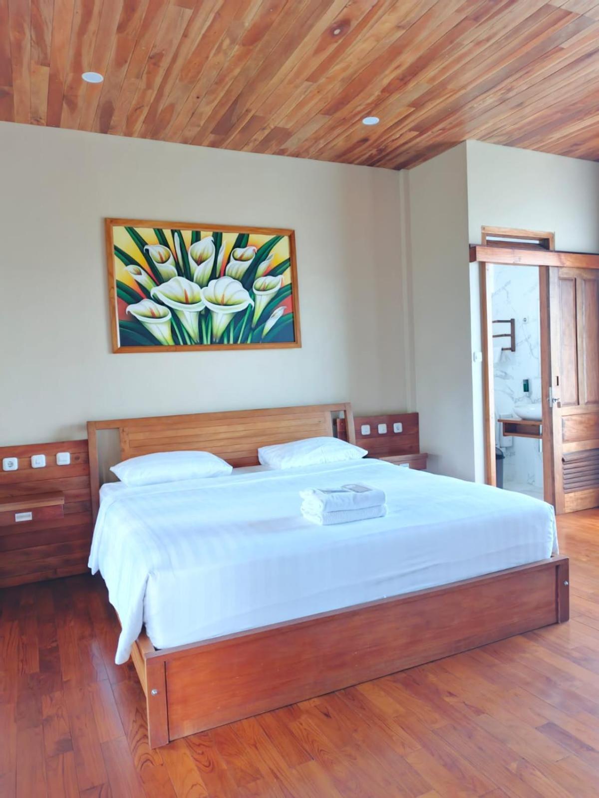 Spring Hill Hotel Ruteng Exterior foto