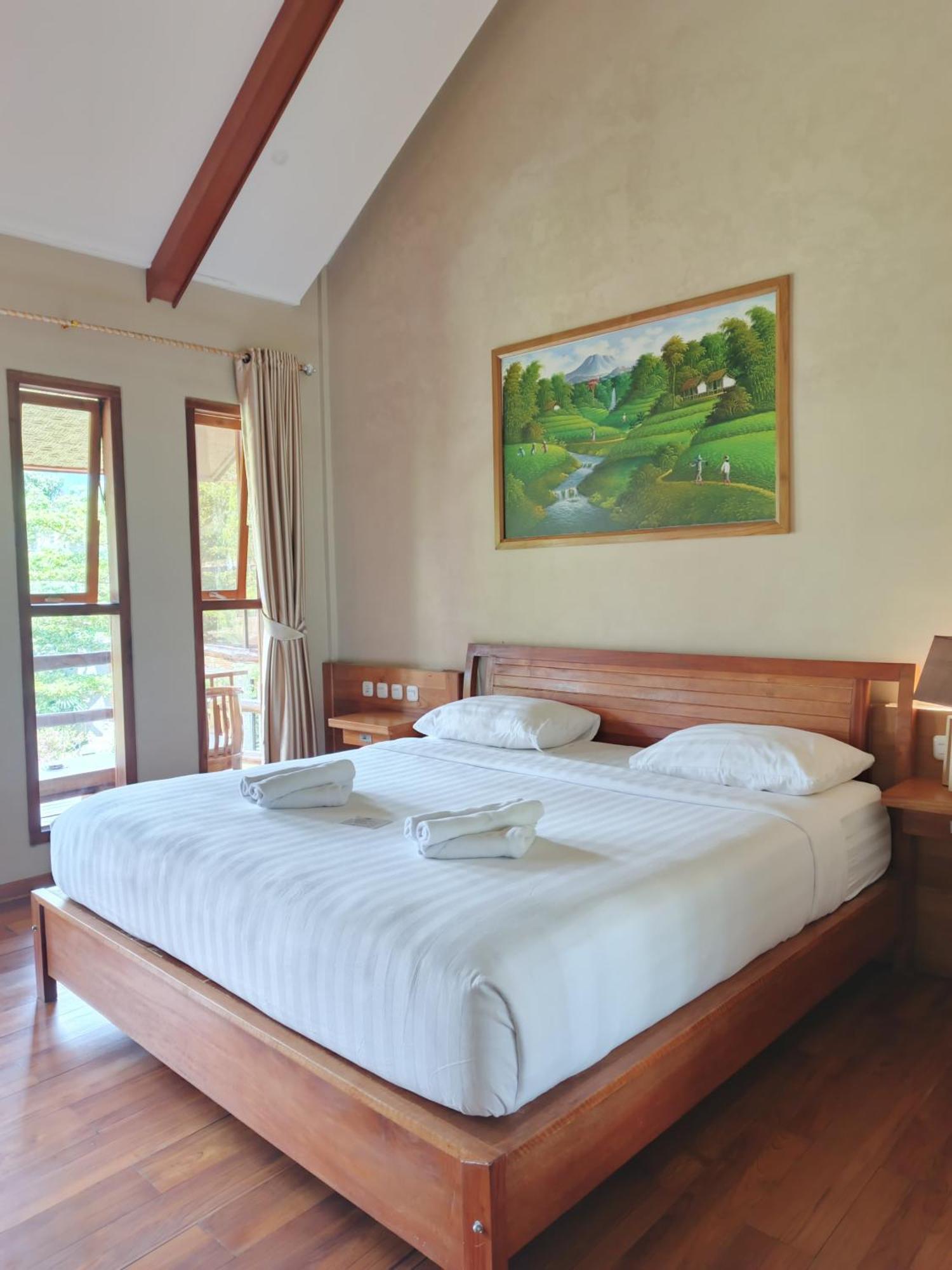 Spring Hill Hotel Ruteng Exterior foto